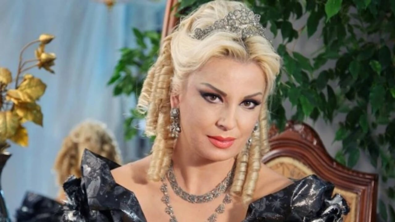 Incident në Teatrin Kombëtar të Operës dhe Baletit, sopranoja Eva Golemi dërgohet në spital pas rrëzimit në skenë