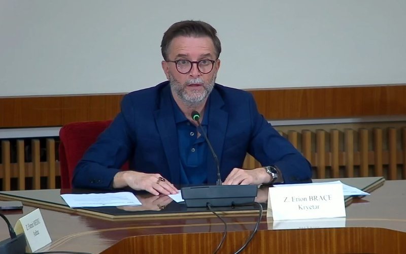 “Individët s’mund t’i tërheqin paratë nga TXEX”, Braçe apel: S’ka qenë bursë, por skemë piramidale, denonconi…