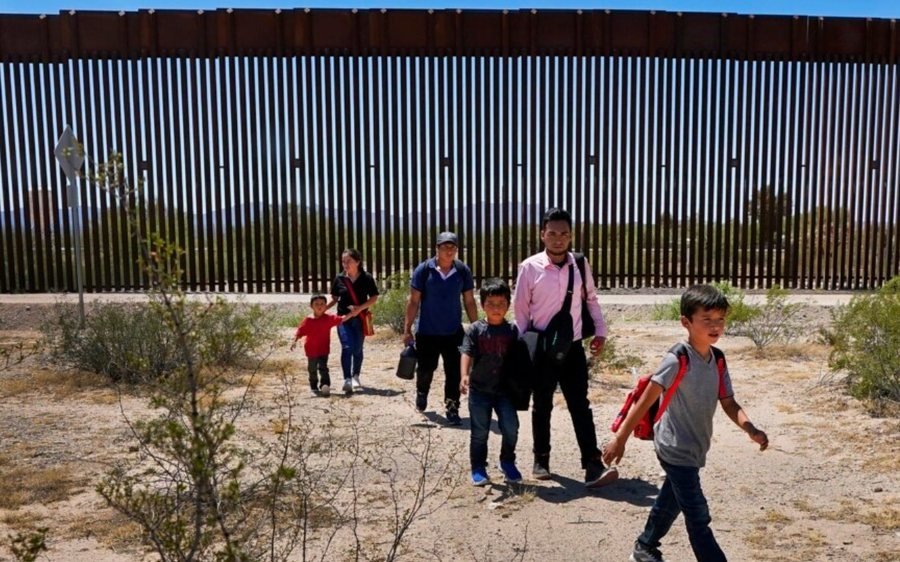 Irani konfirmon dëbimin e 120 shtetasve iranianë nga SHBA-ja