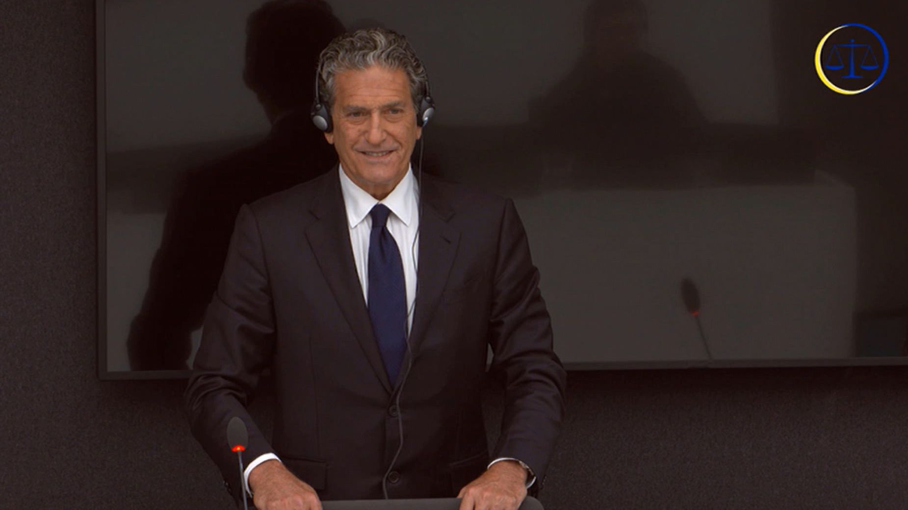 Ish-zyrtari amerikan dëshmon në Hagë, avokati i Thaçit: Shpresoj për një verdikt të drejtë