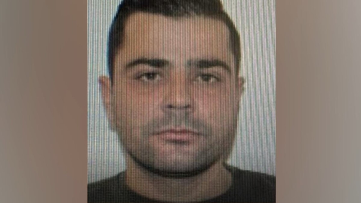 Ish-zyrtari i prokurimeve publike, kapet në Londër/ I dënuar nga SPAK, Krenar Gozhina u prangos në Britaninë e madhe