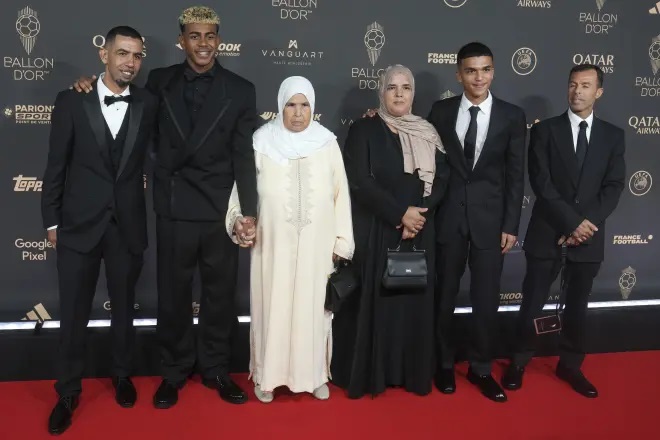 Ishin të uritur, e zbulon Laporta: Gjithë delegacioni i Barcelonës hëngri hamburgerët e Yamal