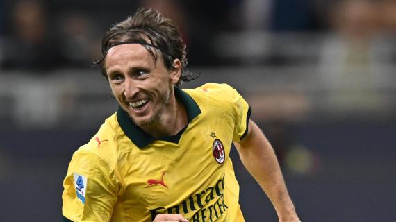 Italianët admirojnë Modric: Përveçse dirigjon orkestrën kuqezi, siguroi tri pikë jetike…