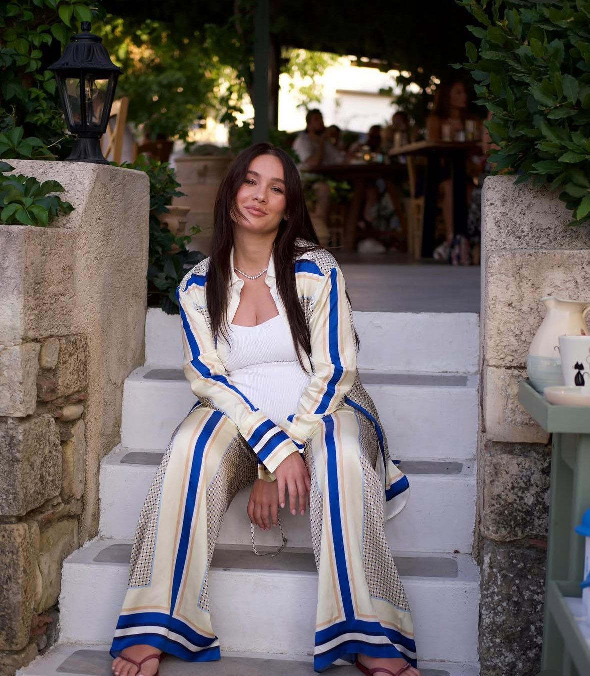 Jona Spahiu bëhet nënë për herë të dytë, sjell në jetë një vajzë