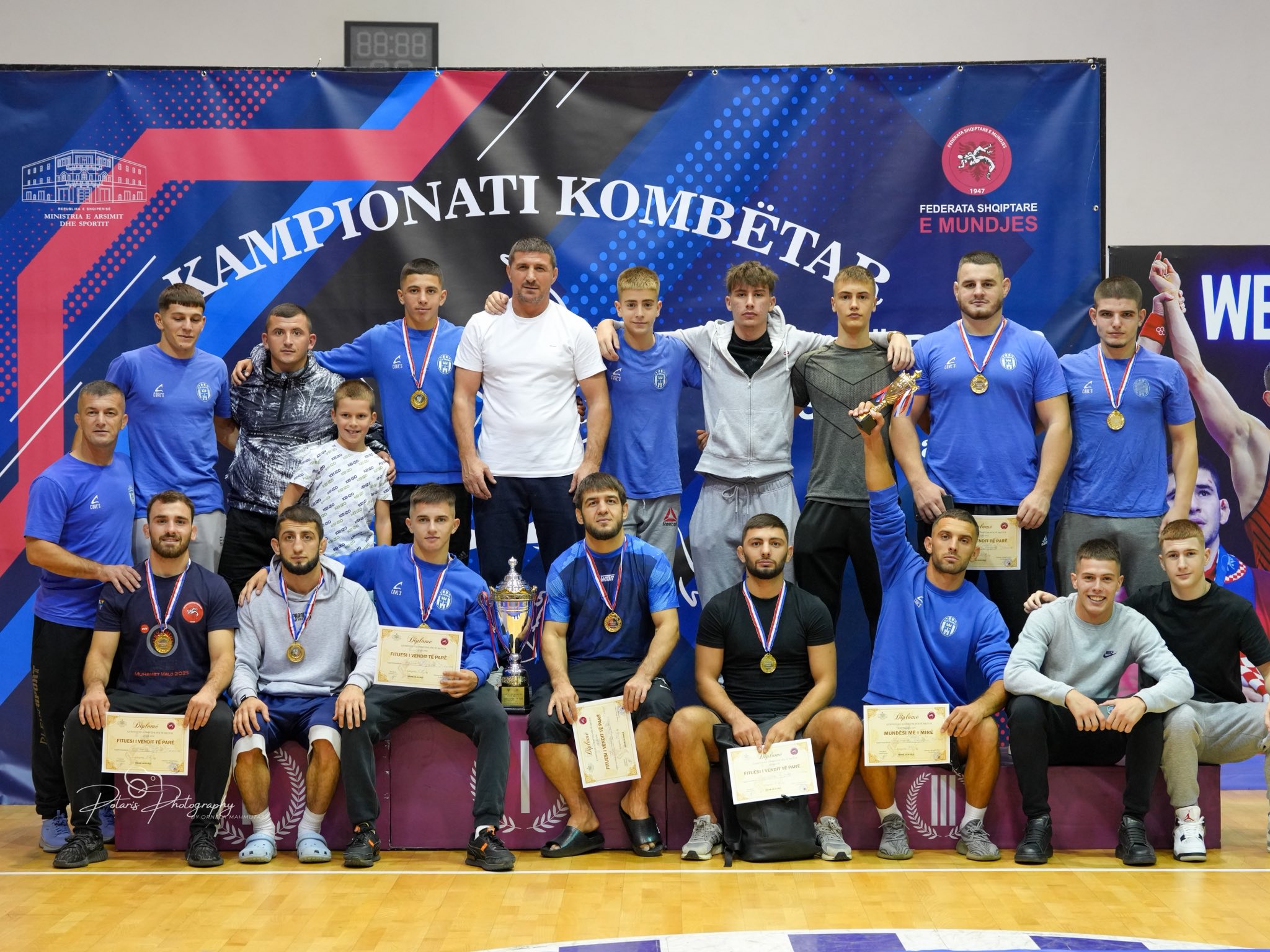 Kampionati i mundjes/ Tirana e pathyeshme, shpallet kampione e Shqipërisë në të dyja stilet