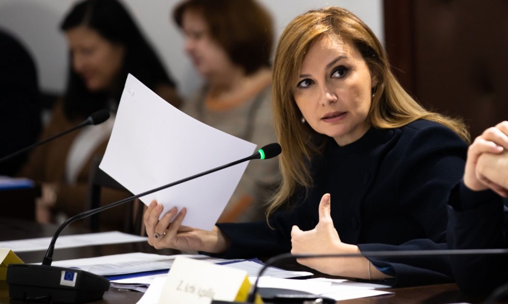 Kaosi në Kuvend/ Tabaku reagon e prekur: Pas 35 vitesh, Parlamenti nuk diskuton programin e qeverisë