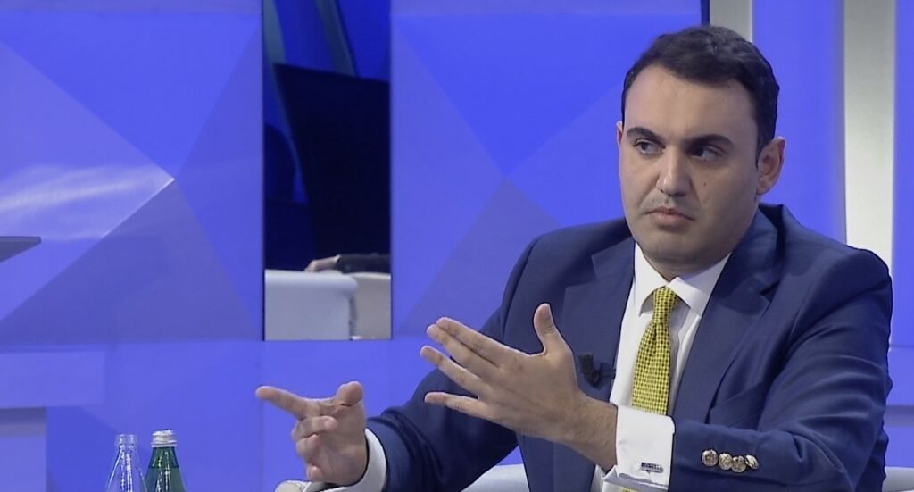 Këlliçi bën llogaritë: I gjithë kampi opozitar mori 52 % të votave në Tiranë, mund t’ja dalim