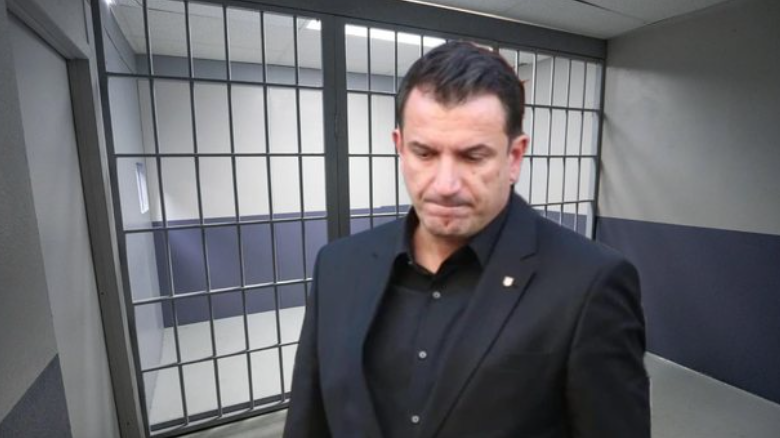 Kërkoi të jetë i pranishëm në mbledhjen për shkarkimin e tij, Këshilli Bashkiak i përgjigjet Erion Veliajt