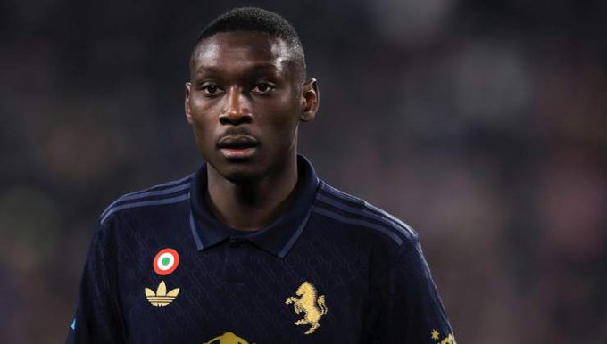 Kolo Mauni te Spurs, Pavard kthehet në Francë