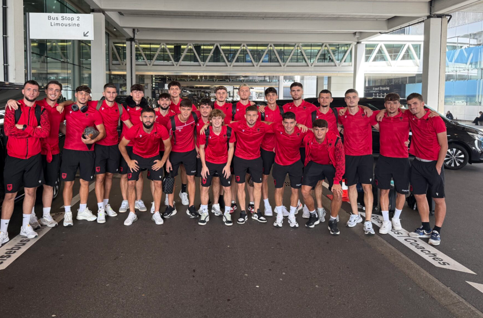 Kombëtarja shqiptare U-21 mbërrin në Aarau për miqësoren ndaj Zvicrës