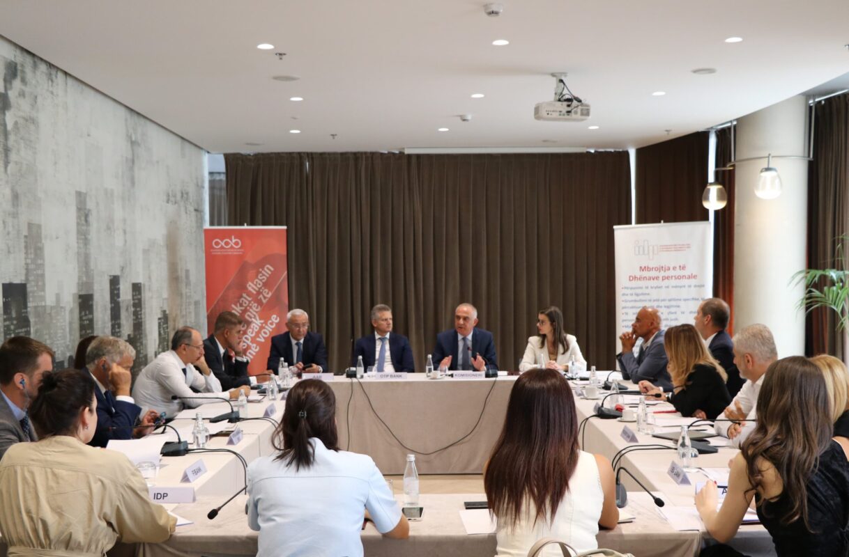 Komisioneri Dervishi: Ligji i ri për mbrojtjen e të dhënave, sfidë e mundësi për sektorin bankar