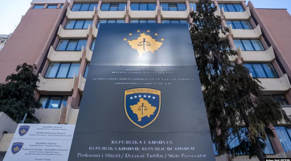 Kosova ngre aktakuzë në mungesë për krime lufte kundër dy të dyshuarve