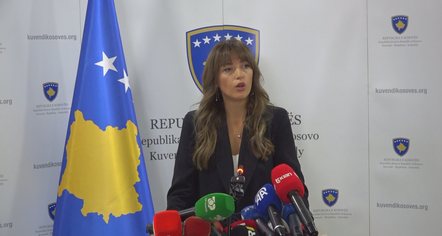 Kosovë, Albulena Haxhiu: Kuvendi nuk do mbetet peng i Listës Serbe