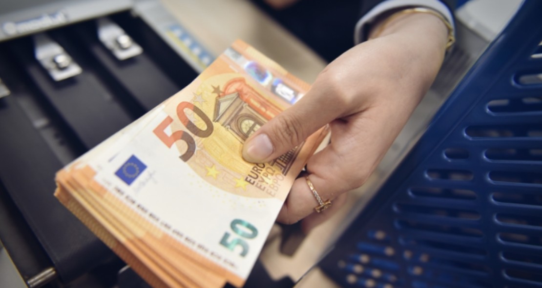 Kreditimi mer hov në gusht/ BSH: Bankat aprovuan 40.7 miliardë lekë hua