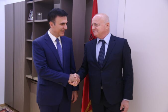 Kryeprokurori Olsian Çela takim me drejtuesin e Prokurorisë për Krimin e Organizuar të Serbisë/ Zbulohen detajet…