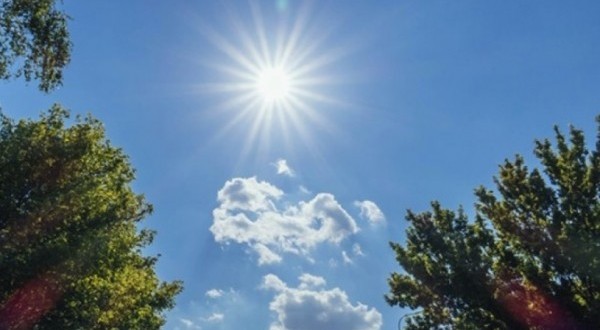 Kthjellime dhe alternime vranësirash, si parashikohet moti këtë të shtunë