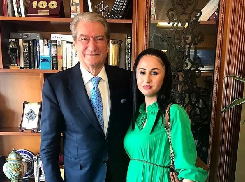 Kuçana e mllefosur me Bardhin: Pa garë u graduan dhe nuk i kërkuan falje demokrateve!