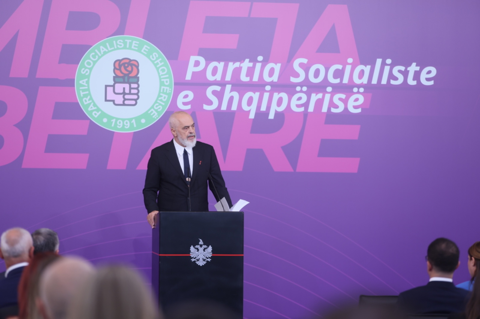 “Kuvendi me 101 deputetë”, Rama paralajmëron ndryshime kushtetuese: Do të sillte impakt pozitiv