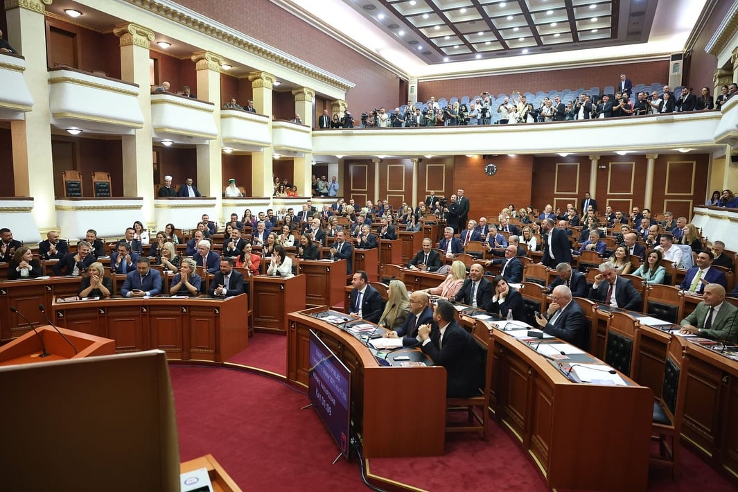 Kuvendi me dy seanca brenda ditës, zbardhen projektvendimet që do të votohen