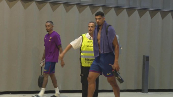 La Liga apo futboll amator, e pabesueshme çfarë ndodhi me lojtarët e Barçës pas ndeshjes me Valencia-n