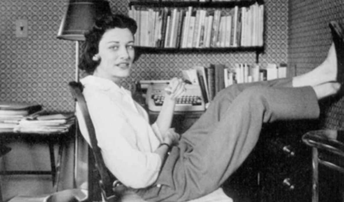 Letër dashurie e shkruar në një ndërtesë që digjet