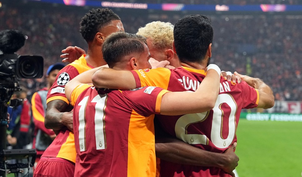 Liverpool “digjet” në Stamboll, Chelsea fiton falë një autogoli. Tottenham shpëton në fund (video)