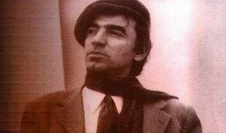 “Mallëngjimi”, kënga e njohur e Muharrem Qenës (teksti dhe video)