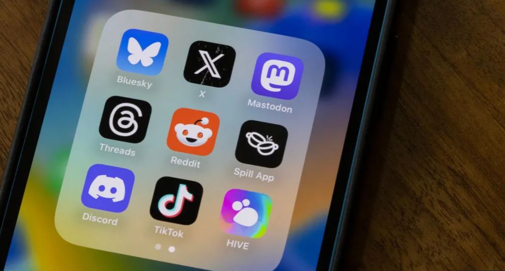 Mashtrimet online për punësim po shtohen, ekspertët japin alarmin: Ja si t’i dalloni kurthet