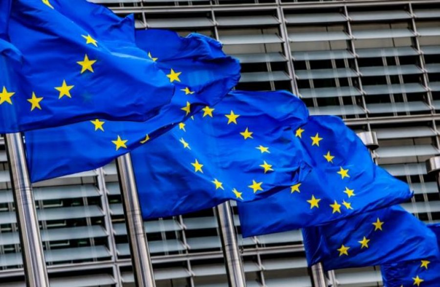 Më 16 shtator konferenca e 6-të Ndërqeveritare me BE, Hapen 4 kapituj të tjerë negociatash me BE