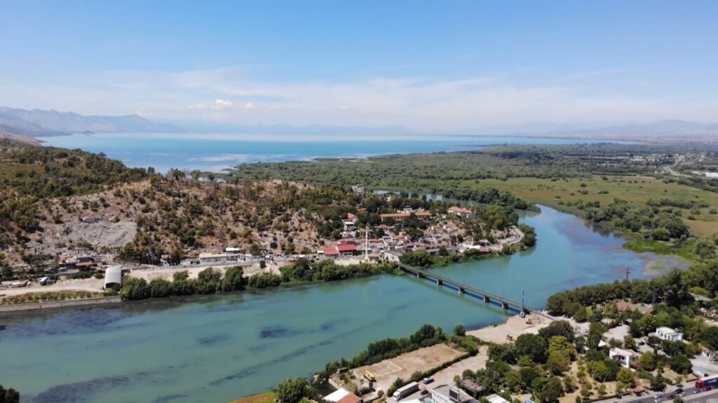 Mediat franceze rekomandojnë Shqipërinë! “Petit Futé” na rendit mes 15 vendeve për t’u vizituar