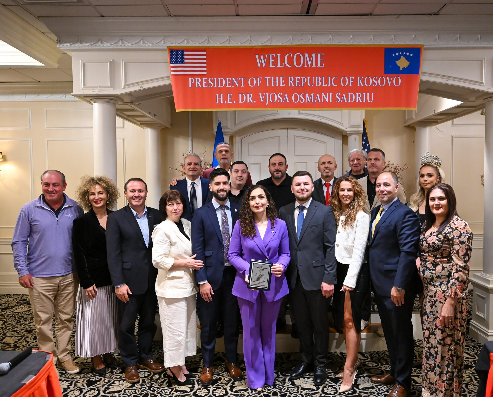 Mërgata shqiptare në Staten Island vlerësohet për kontributin ndaj Kosovës