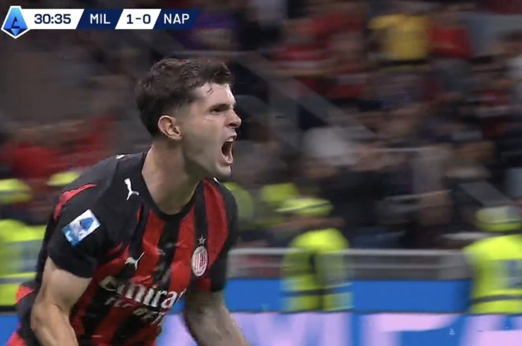 Milan “spektakolar” ndaj Napolit në pjesën e parë, Pulisic fenomenal (video)