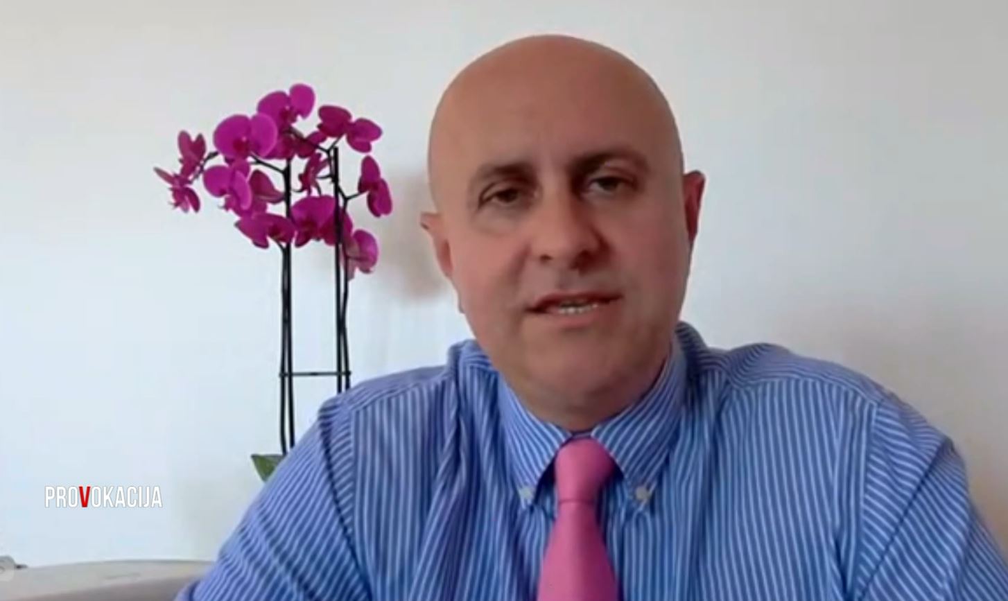 Mjeku Erion Dasho kundërshton Trump: Paracetamoli ka efekte anësore, por nuk shkakton autizëm