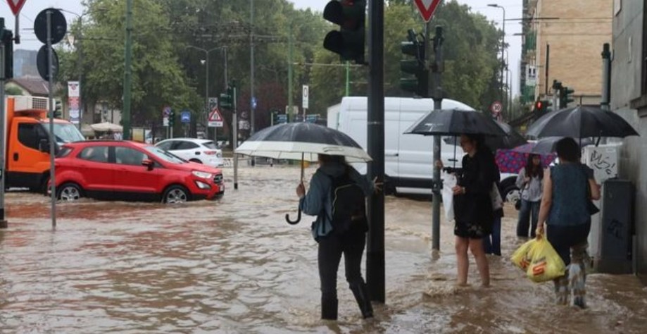 Moti i keq g*det Italinë, alarm portokalli/ Faji i ndryshimeve klimatike