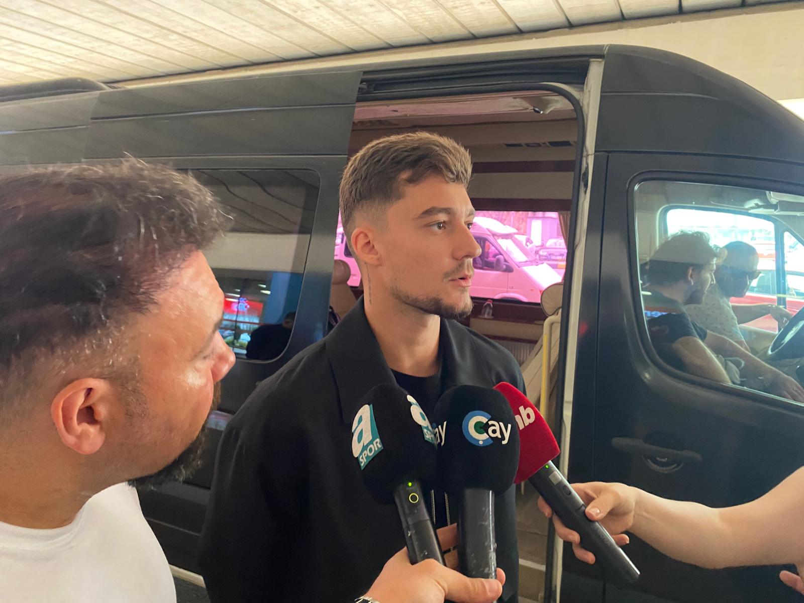 Muçi mbërrin te Trabzonspor, sulmuesi: “Nuk u mendova dy herë”