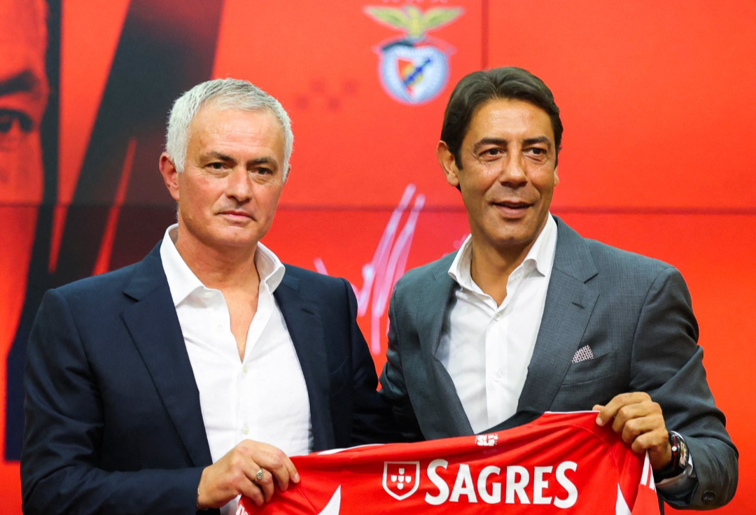 Murinjo firmos për Benfikën, thumbon Fenerbahçen në prezantim: Nuk ishin niveli im, gabova që shkova atje