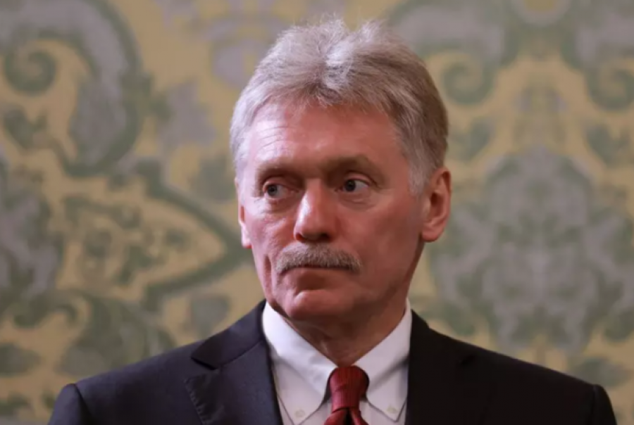 ‘NATO është në luftë me Rusinë’, Peskov: Perëndimi ofron mbështetje të drejtpërdrejtë dhe të tërthortë për Kievin