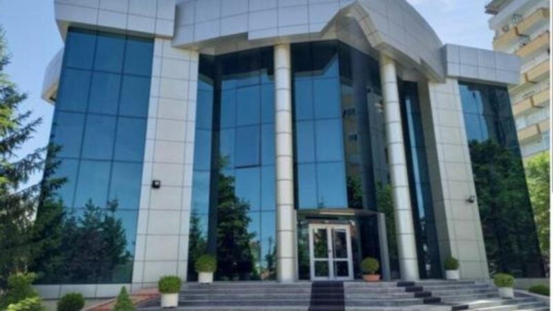 Ngacmonte nxënëset e mitura/ Prokuroria e Korçës dërgon në gjyq mësuesin e artit