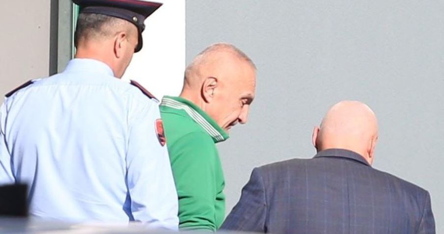 Nis gjyqi për Metën/ Seanca paraprake do vendosë për kalimin e dosjes për gjykim