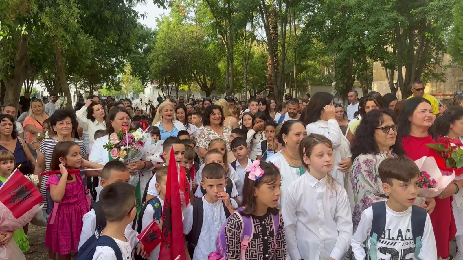 Nisi sot viti i ri shkollor, mbi 26 mijë nxënës në klasën e parë