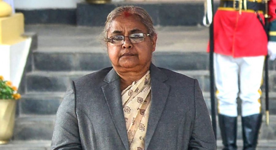 Një gjykatëse kundër korrupsionit në krye të Nepalit, Sushila Karki betohet si Kryeministre