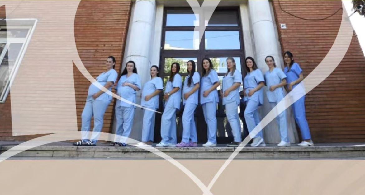 Një rastësi e bukur te materniteti “Mbretëresha Geraldinë”, 10 mami janë në pritje të ëmbël!