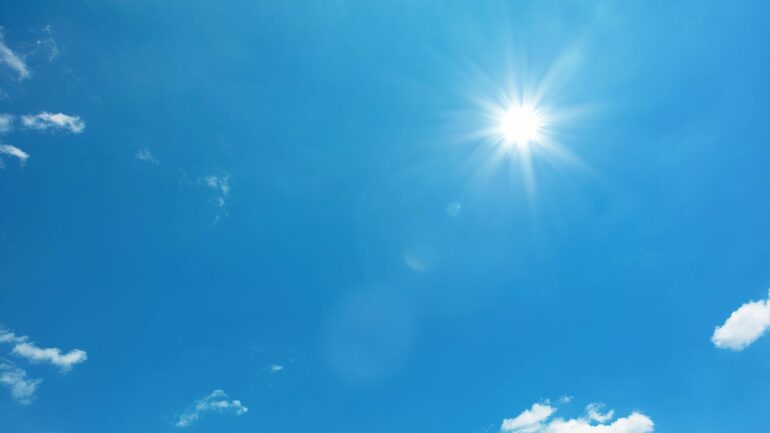 Njihuni me “surprizat” e motit gjatë kësaj të hëne, temperaturat shkojnë deri në …