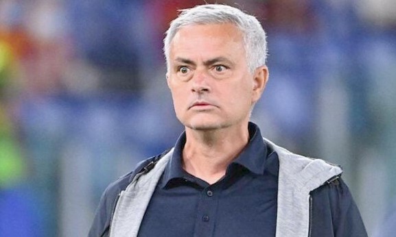 Nuk do ta besoni! Murinjo bën lëvizjen e papritur, prezantohet te klubi i ri