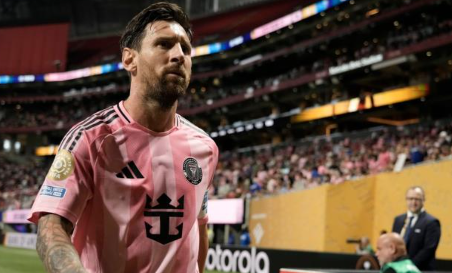 Nuk do ta lërë futbollin, Lionel Messi bëhet gati për të firmosur kontratën e re