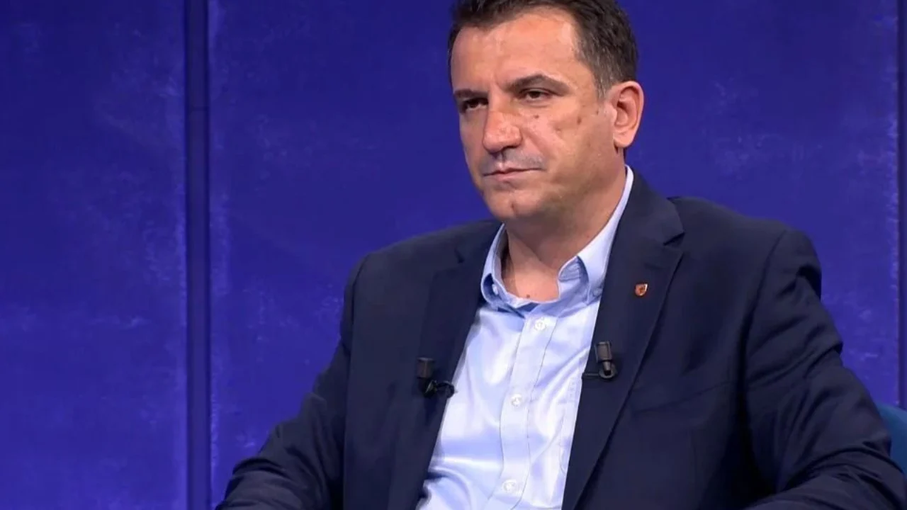 “Nuk është propozim, është urdhër shkarkimi”, gazetari Bala: Veliaj s’ka më ç’të humbasë, Strasburgu i jep shpresë