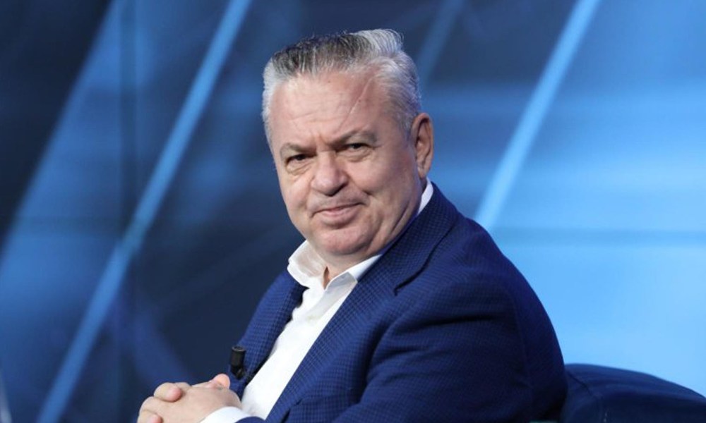 “Nuk jam nga ata që qurravitem tek dera e Berishës”, Myslym Murrizi: Nga 50 deputetë të PD-së, vetëm 7 kanë vota reale nga qytetarët