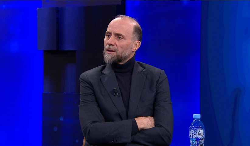 “Nuk ka opozitë bllokuese”/ Sezoni i ri parlamentar, reagon analisti: Situata dramatike