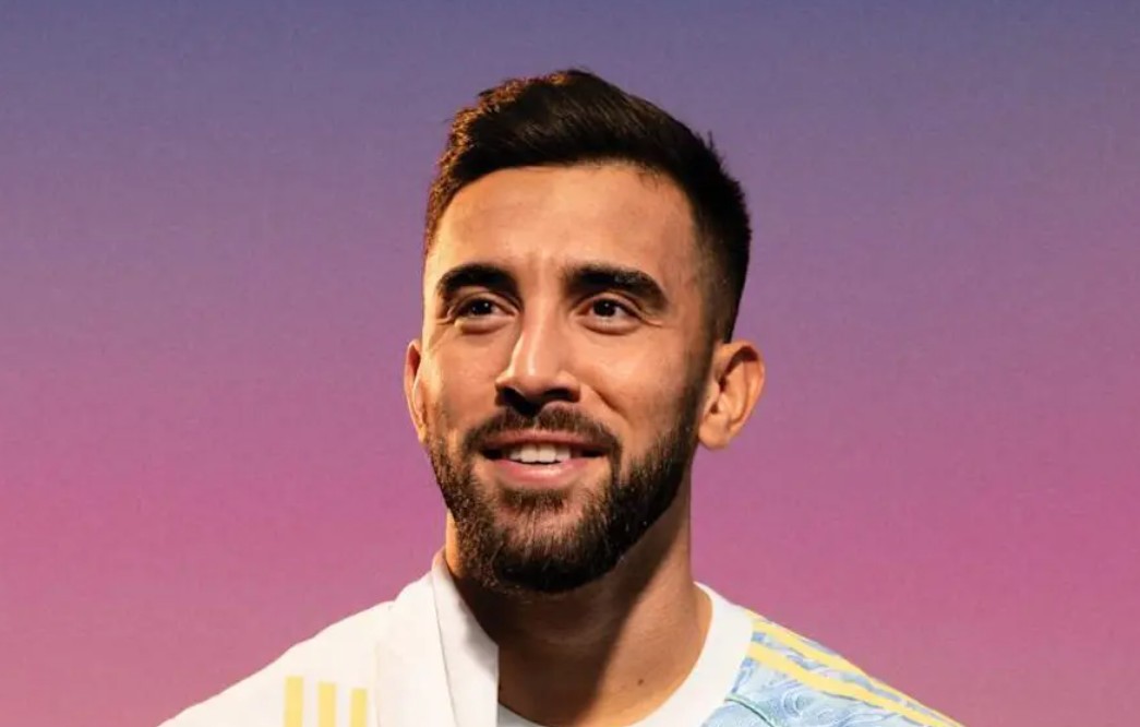 “Nuk ndihesha vetvetja te Juventus”, mesfushori tregon çfarë nuk shkoi mirë te bardhezinjtë