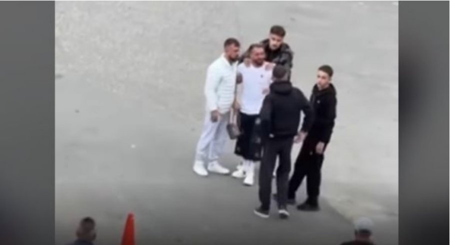 ‘Oh vëllau jem…’/ Prekëse, ja momenti kur Gjesti merr lajmin e trishtë për ndarjen nga jeta të të vëllait (VIDEO)